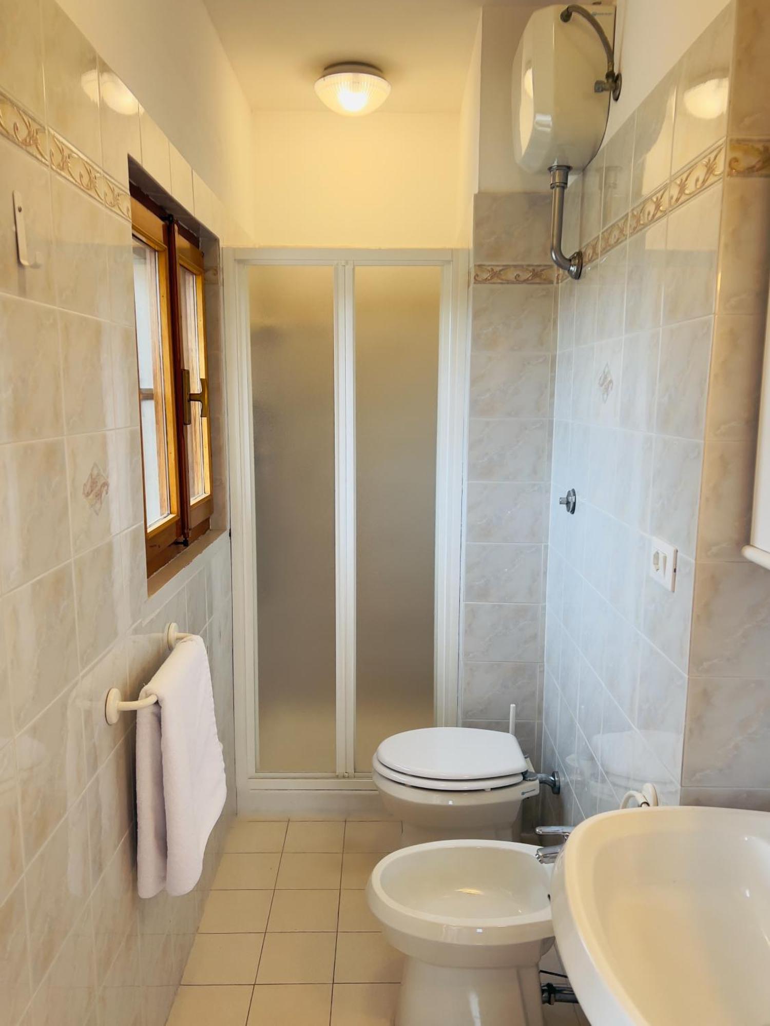 Villa Lavinia B&B Montescudaio Ruang foto
