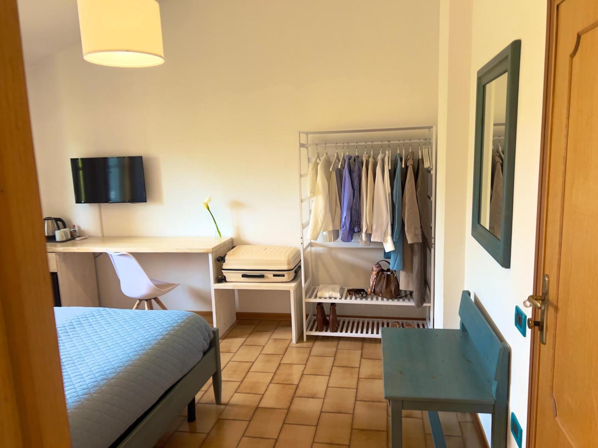 Villa Lavinia B&B Montescudaio Bagian luar foto