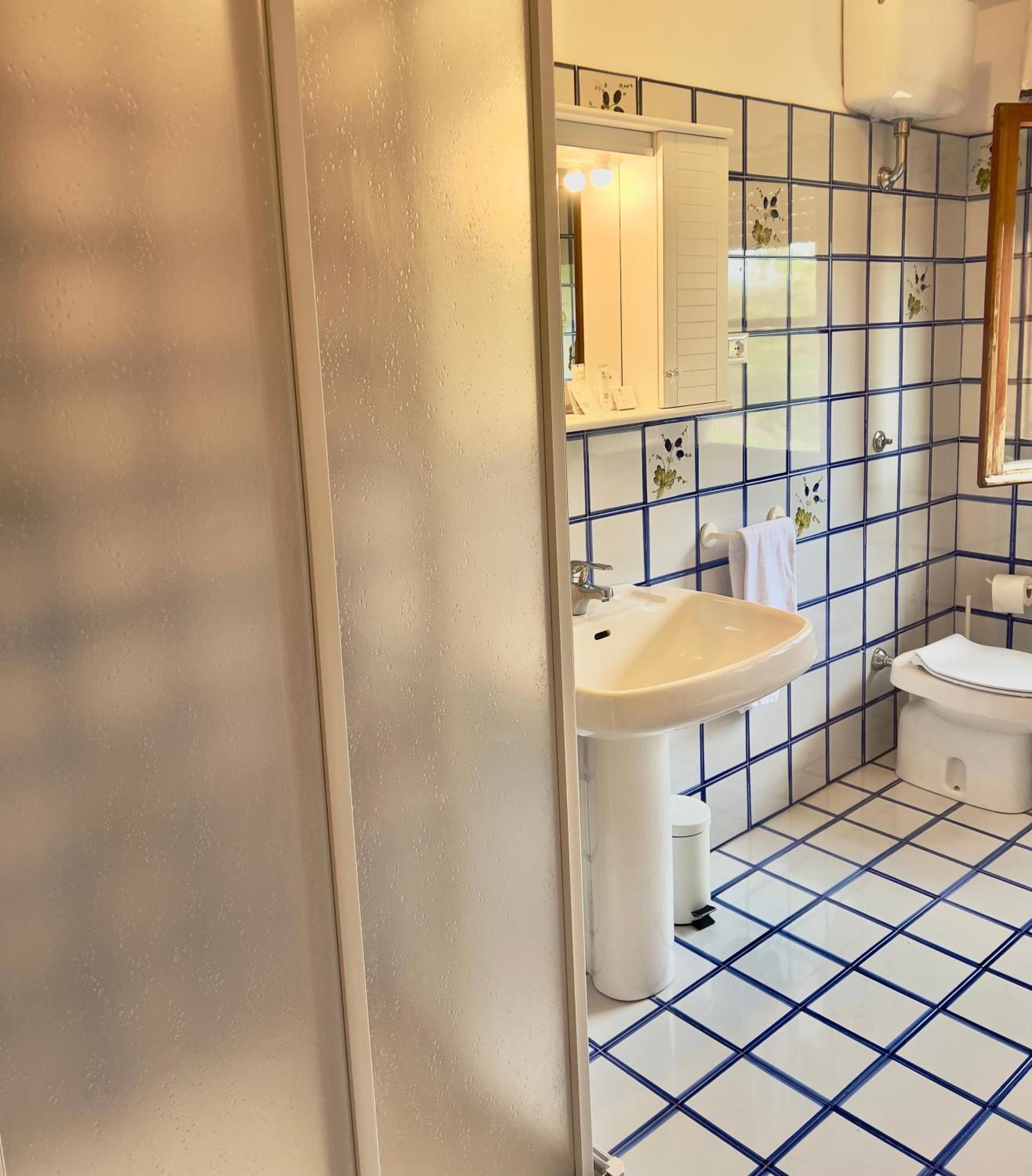 Villa Lavinia B&B Montescudaio Ruang foto